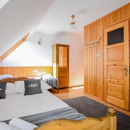 U Krola ベッド・アンド・ブレックファスト コシチェリスコ