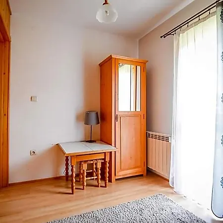 Oda ve Kahvaltı U Krola