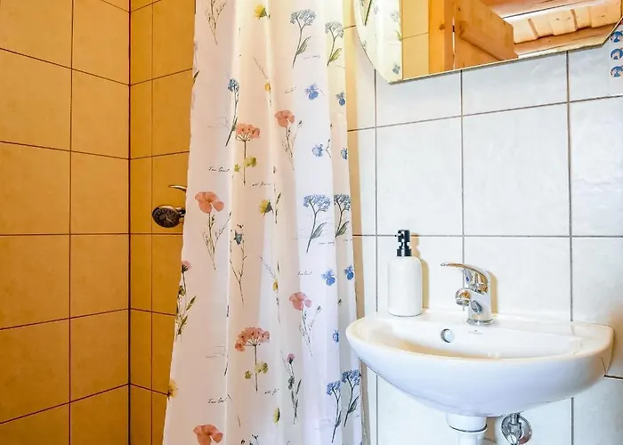 U Króla Nocleg ze śniadaniem 3*